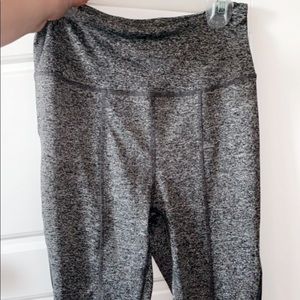 Never worn active leggings